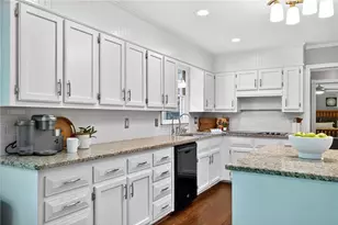6477 Rosecommon Dr, Peachtree Corners, GA 30092 - Photo 16