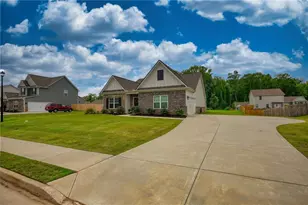 721 Woody Dr, Monroe, GA 30655 - Photo 2