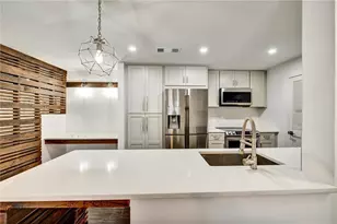 501 Granville Ct, Atlanta, GA 30328 - Photo 2
