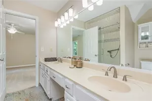 2865 Stoneglen Close, Roswell, GA 30076 - Photo 40