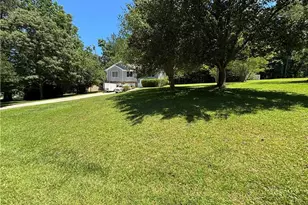 38 Stonehedge Dr, Dawsonville, GA 30534 - Photo 2