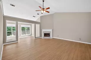 1587 Heartwood Dr, Lawrenceville, GA 30043 - Photo 4