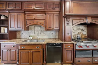 988 Grantham Way, Marietta, GA 30064 - Photo 16