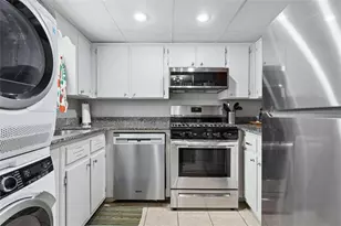 327 Lakemoore Dr, Atlanta, GA 30342 - Photo 20
