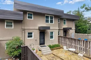 327 Lakemoore Dr, Atlanta, GA 30342 - Photo 36
