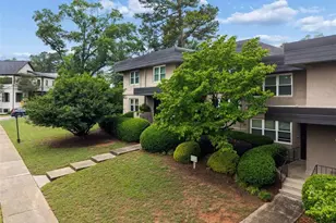 327 Lakemoore Dr, Atlanta, GA 30342 - Photo 40