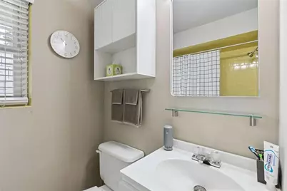 327 Lakemoore Drive #B, Atlanta, GA 30342 - Photo 22