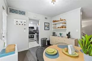 327 Lakemoore Dr, Atlanta, GA 30342 - Photo 14