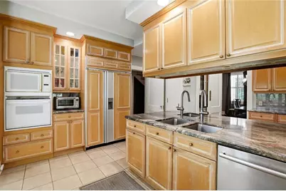 3773 Vermont Road NE, Atlanta, GA 30319 - Photo 8
