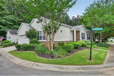 111 W Oaks Court, Woodstock, GA 30188 - Photo 2
