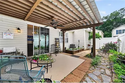 111 W Oaks Court, Woodstock, GA 30188 - Photo 18