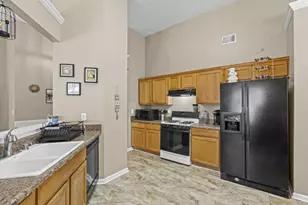 2114 Beacon Crest Dr, Buford, GA 30519 - Photo 14
