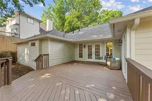 365 E Willow Run, Johns Creek, GA 30022 - Photo 20