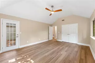 365 E Willow Run, Johns Creek, GA 30022 - Photo 18