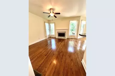 1883 NW Brackendale Road, Kennesaw, GA 30152 - Photo 18