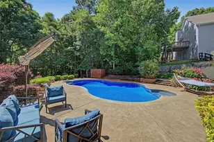 27 Roberson Dr NE, Cartersville, GA 30121 - Photo 12