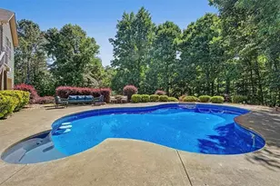 27 Roberson Dr NE, Cartersville, GA 30121 - Photo 10