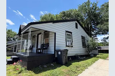 1067 Desota Street, Gainesville, GA 30501 - Photo 2