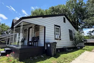 1067 Desota St, Gainesville, GA 30501 - Photo 2