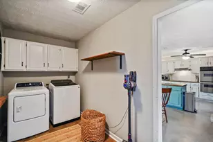 1372 Crooked Tree Ct SW, Lilburn, GA 30047 - Photo 28