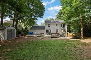 9665 N Pond Cir, Roswell, GA 30076 - Photo 32