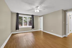 9665 N Pond Cir, Roswell, GA 30076 - Photo 22