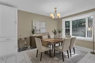 9665 N Pond Cir, Roswell, GA 30076 - Photo 10
