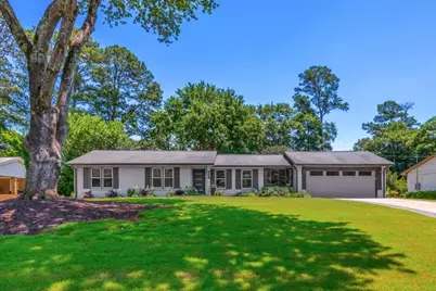 1095 Tuxedo Court, Roswell, GA 30075 - Photo 1