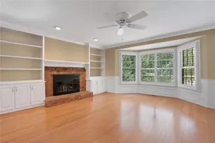 5189 Beech Forest Dr SW, Lilburn, GA 30047 - Photo 20