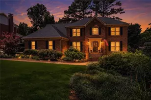 5189 Beech Forest Dr SW, Lilburn, GA 30047 - Photo 2