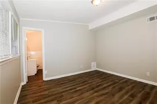 1055 Pine St NE, Conyers, GA 30012 - Photo 8