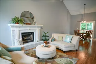 2782 Oak Meadow Ln, Snellville, GA 30078 - Photo 4