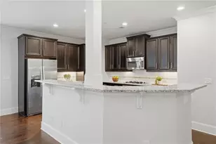 7670 Glisten Ave, Atlanta, GA 30328 - Photo 18