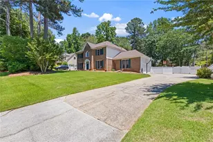 4183 Deerbrook Way SW, Lilburn, GA 30047 - Photo 4