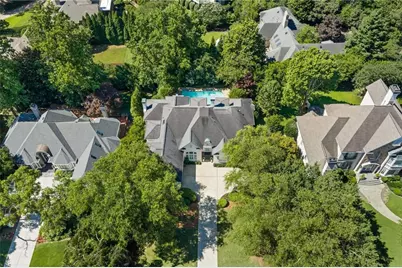 170 Helmsley Drive, Atlanta, GA 30327 - Photo 46