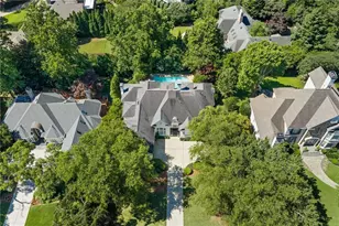 170 Helmsley Dr, Atlanta, GA 30327 - Photo 46