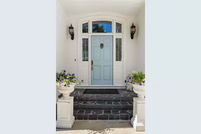 170 Helmsley Drive, Atlanta, GA 30327 - Photo 4