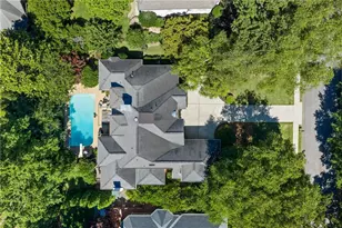 170 Helmsley Dr, Atlanta, GA 30327 - Photo 80