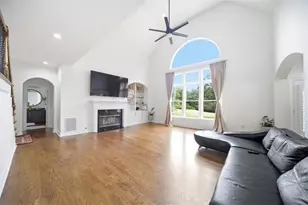 705 Masters Dr, Stone Mountain, GA 30087 - Photo 12