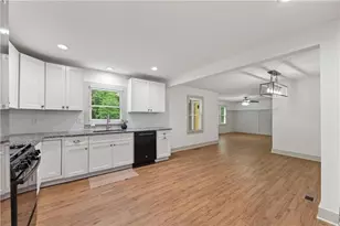 4300 Lakeview St, Acworth, GA 30101 - Photo 8
