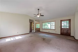 255 Sabrina Ct, Woodstock, GA 30188 - Photo 6