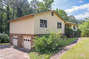 255 Sabrina Ct, Woodstock, GA 30188 - Photo 2