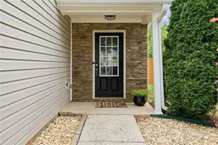 2520 Sheldon Pl, Cumming, GA 30040 - Photo 8