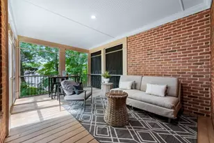 250 Enclave, Atlanta, GA 30342 - Photo 12