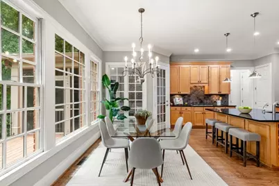 250 Enclave, Atlanta, GA 30342 - Photo 8