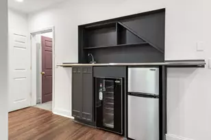 250 Enclave, Atlanta, GA 30342 - Photo 38