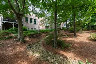 250 Enclave, Atlanta, GA 30342 - Photo 46