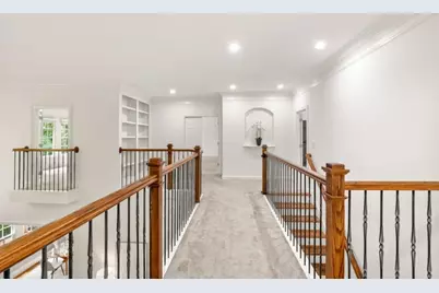250 Enclave, Atlanta, GA 30342 - Photo 30
