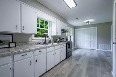 5598 Fosters Mill Road, Cave Spring, GA 30124 - Photo 12