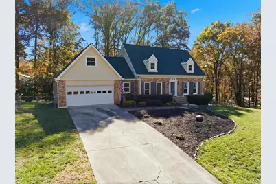 2334 Pine Point Drive, Lawrenceville, GA 30043 - Photo 2